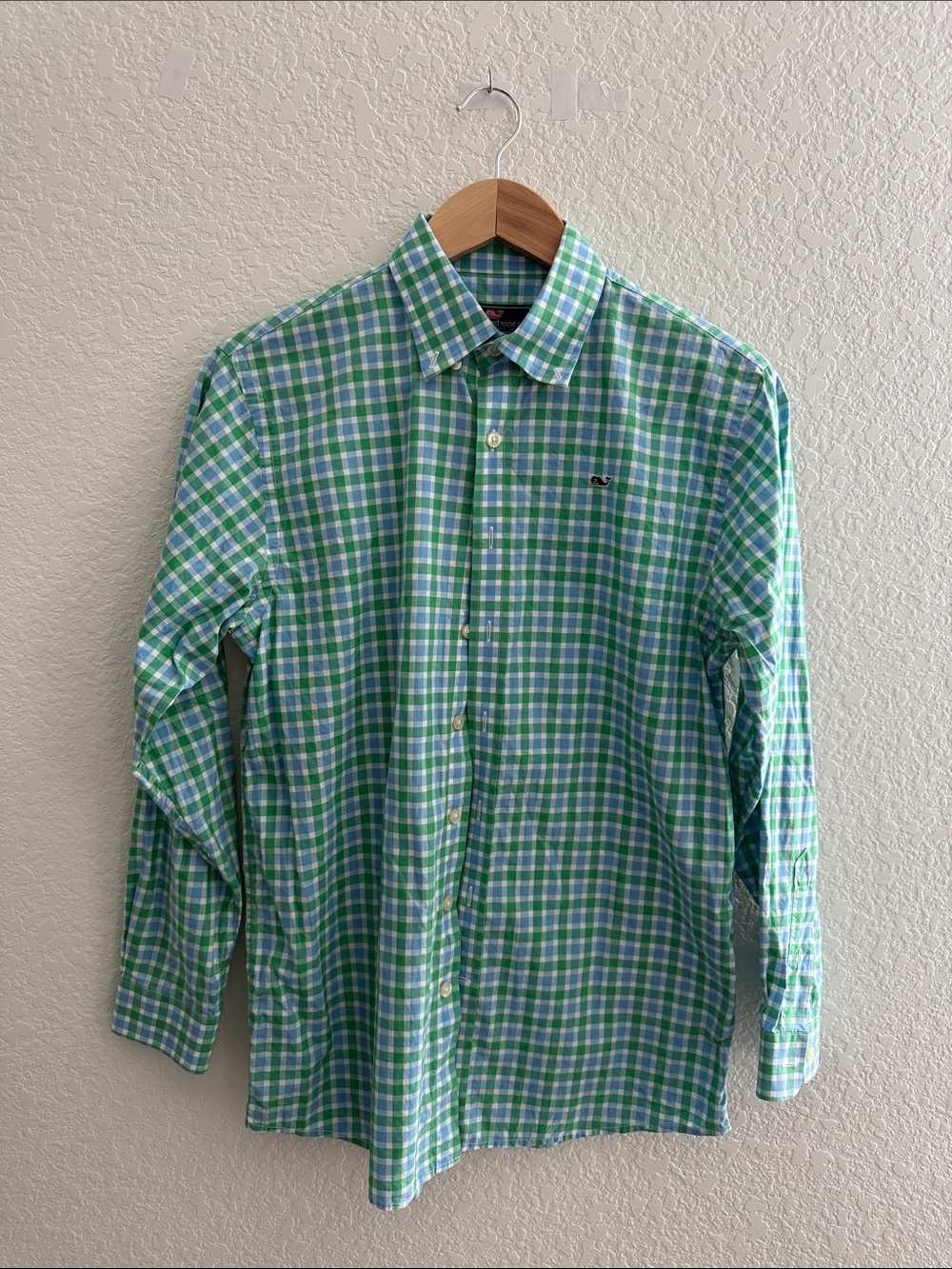 Vineyard Vines "Whale Shirt" 100% Cotton Size L (16-18)